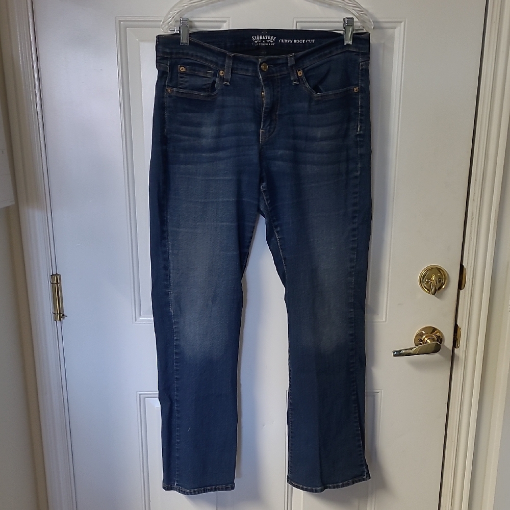 Levi's Women's Dark Blue Straight Leg Jeans